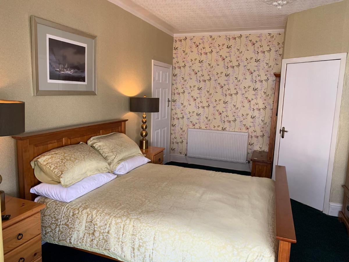 Heather Glen. Six Bedroom Home Near The Sea. Блекпул Екстериор снимка